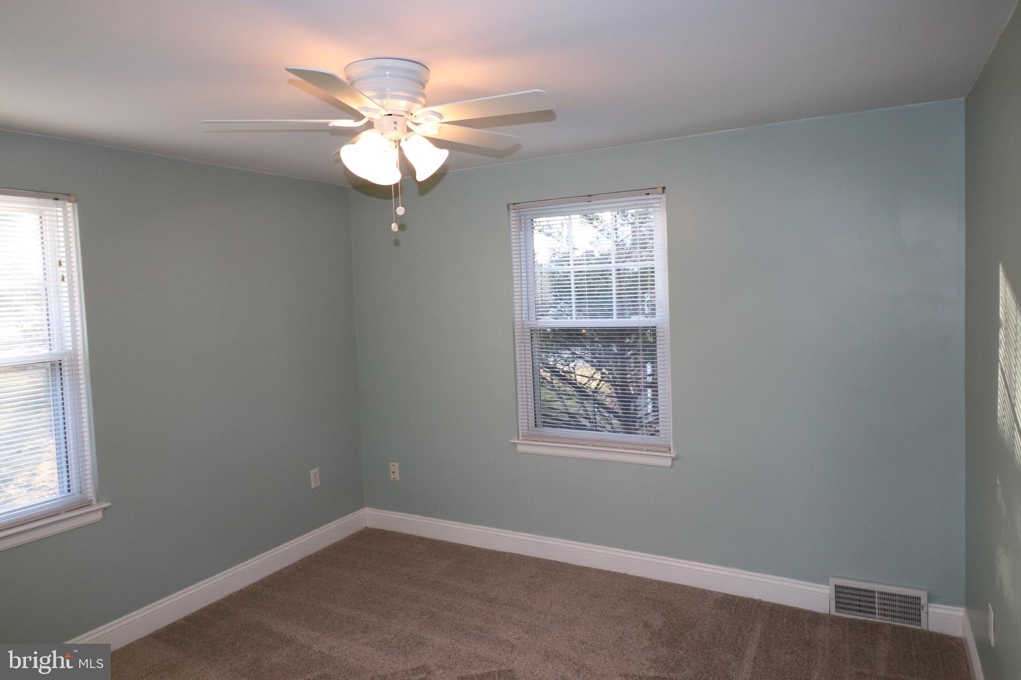 208 2nd Street Reading, PA 19607 - Photo 10 of 26