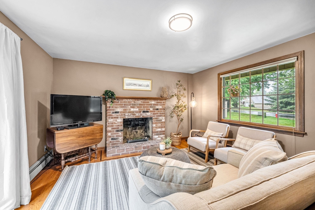 231 Edgewood Road West Springfield, MA 01089 - Photo 17 of 40