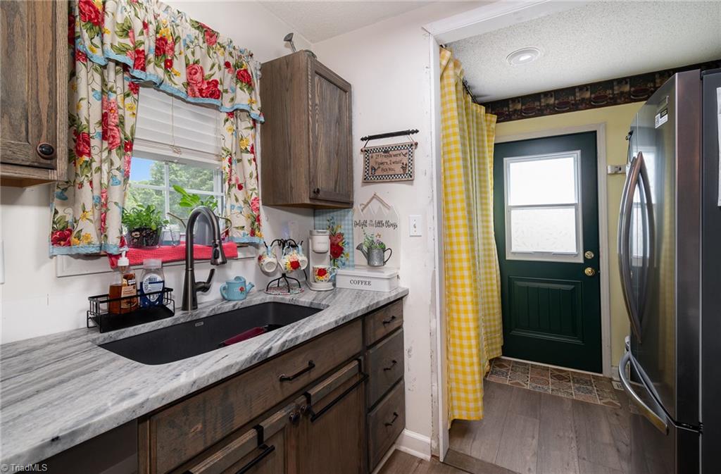 191 Lawrence Road Stokesdale, NC 27357 - Photo 12 of 26 Gallery Image 12