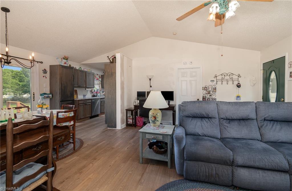 191 Lawrence Road Stokesdale, NC 27357 - Photo 6 of 26 Gallery Image 6