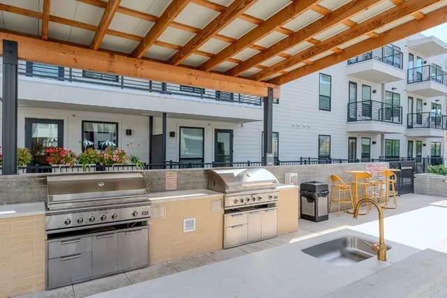 $395,000 | 1701 Simond Avenue, Unit 201, Austin, TX 78723