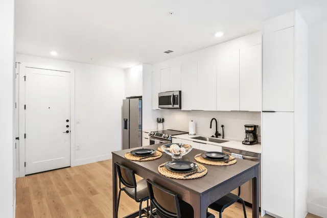 $395,000 | 1701 Simond Avenue, Unit 201, Austin, TX 78723