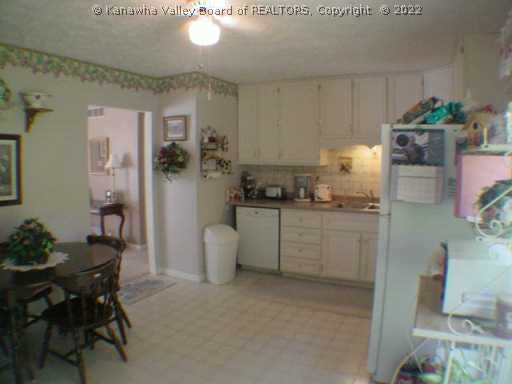 110 Middle Coach Road Hurricane, WV 25526 - Photo 3 of 8 Other.