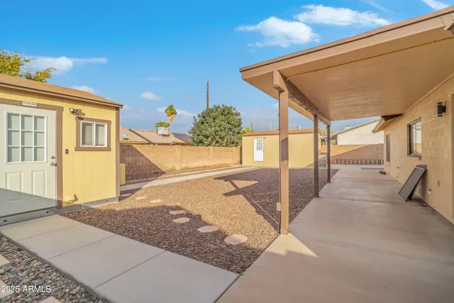 $2,195 | 8316 West Sweetwater Avenue, Peoria, AZ 85381