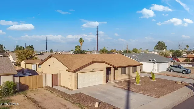 $2,195 | 8316 West Sweetwater Avenue, Peoria, AZ 85381