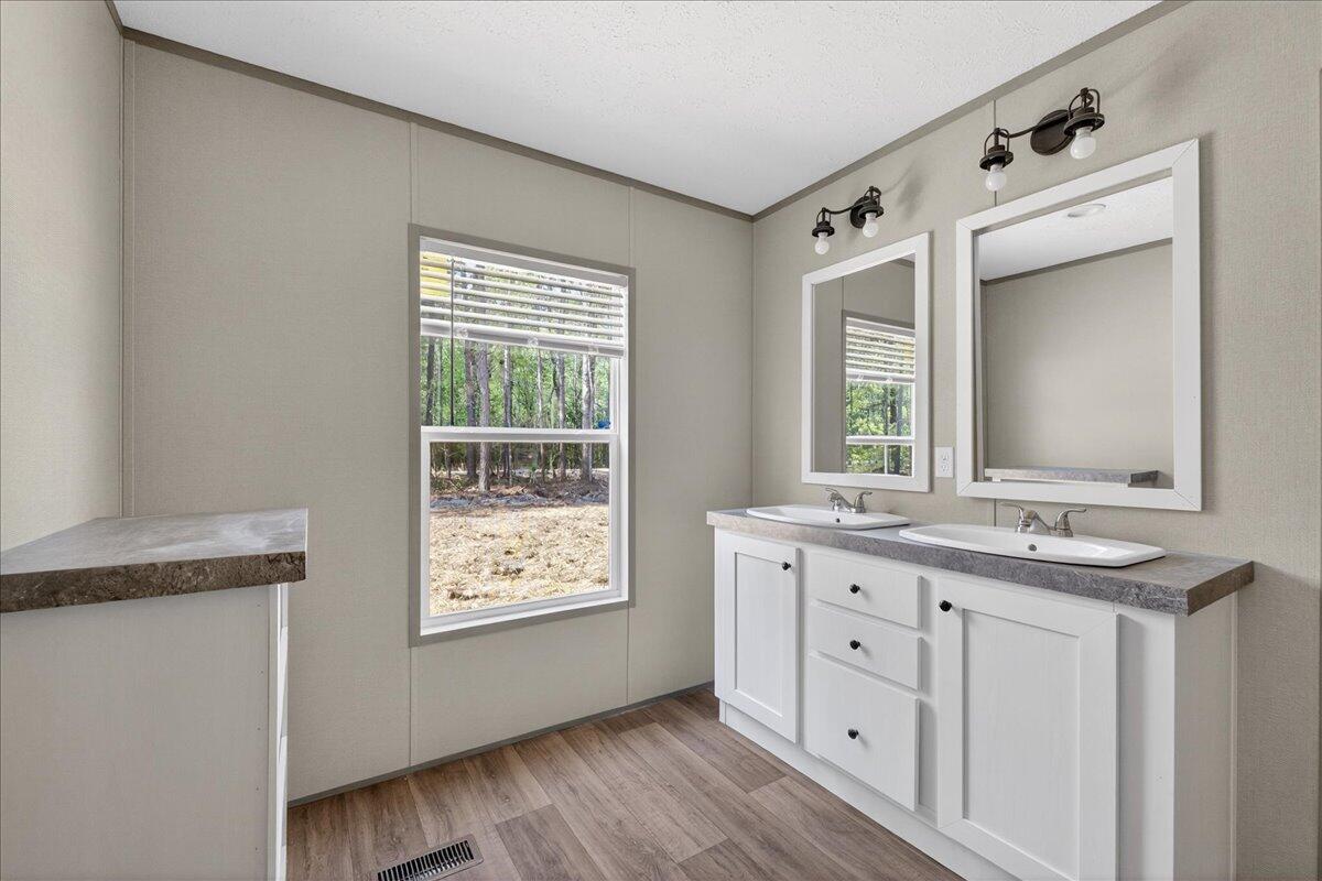 2652 Burlington Road Walterboro, SC 29488 - Photo 29 of 52 28-Square One Team - DSC07816