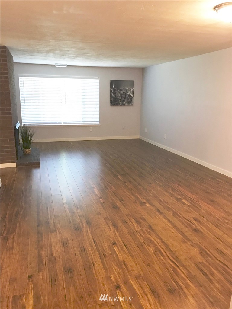 21529 4th Avenue West, Unit C35 Bothell, WA 98021 - Photo 4 of 14