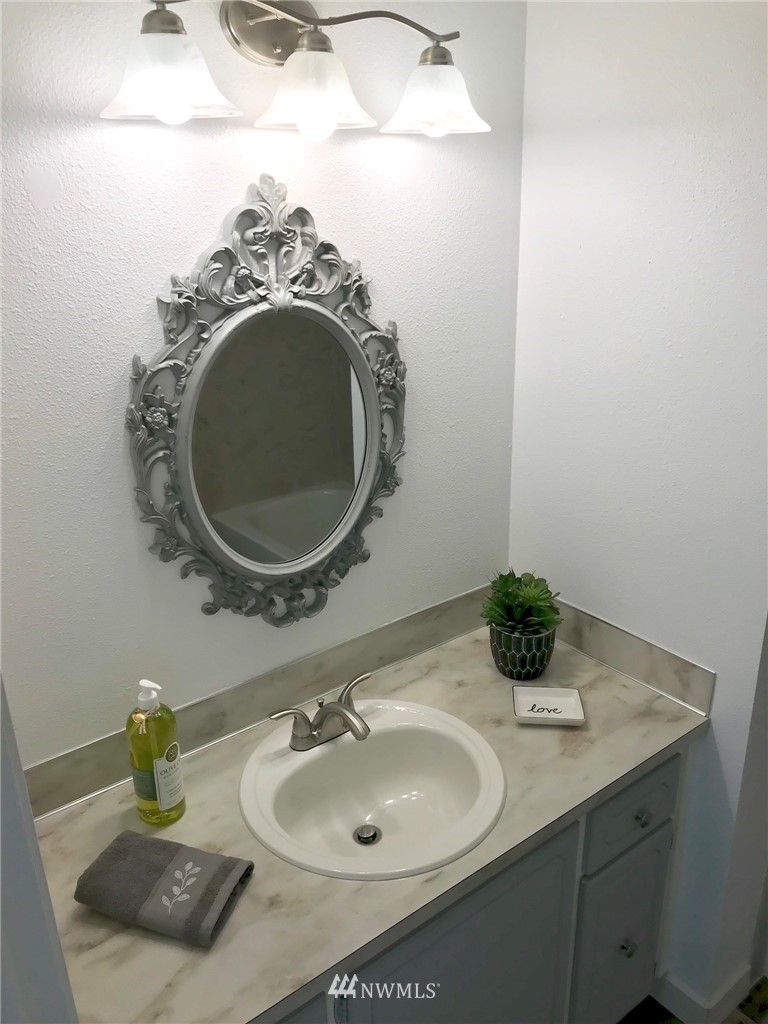 21529 4th Avenue West, Unit C35 Bothell, WA 98021 - Photo 10 of 14