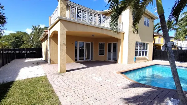 $1,190,000 | 6743 Southwest 163rd Place, Miami, FL 33193
