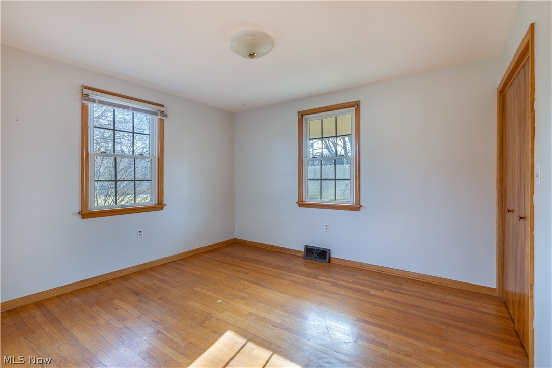 2210 Dexter Road Akron, OH 44320 - Photo 16 of 29