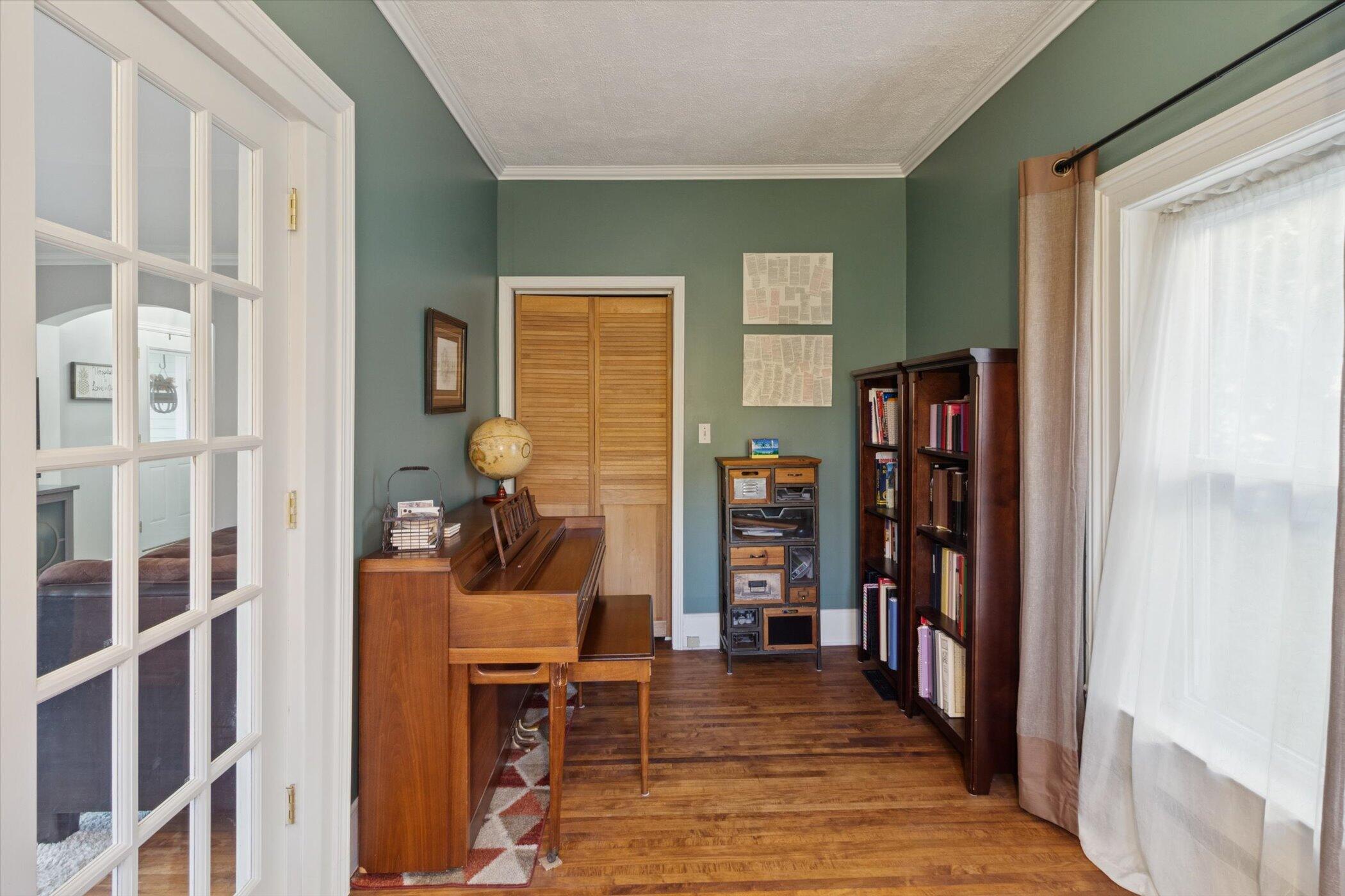 223 West Todd Avenue Reed City, MI 49677 - Photo 18 of 70 18-223-W-Todd-Ave-WindowStill