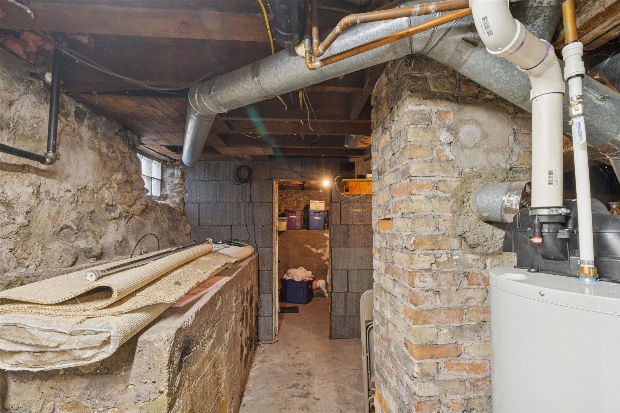 223 West Todd Avenue Reed City, MI 49677 - Photo 53 of 70 53-223-W-Todd-Ave-WindowStill