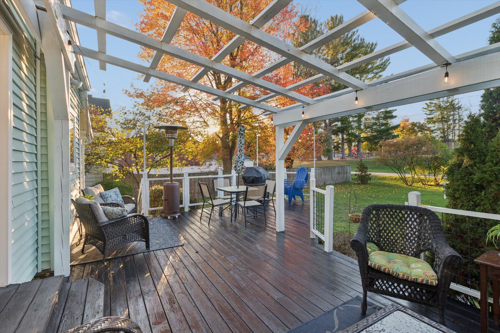 223 West Todd Avenue Reed City, MI 49677 - Photo 57 of 70 57-223-W-Todd-Ave-WindowStill