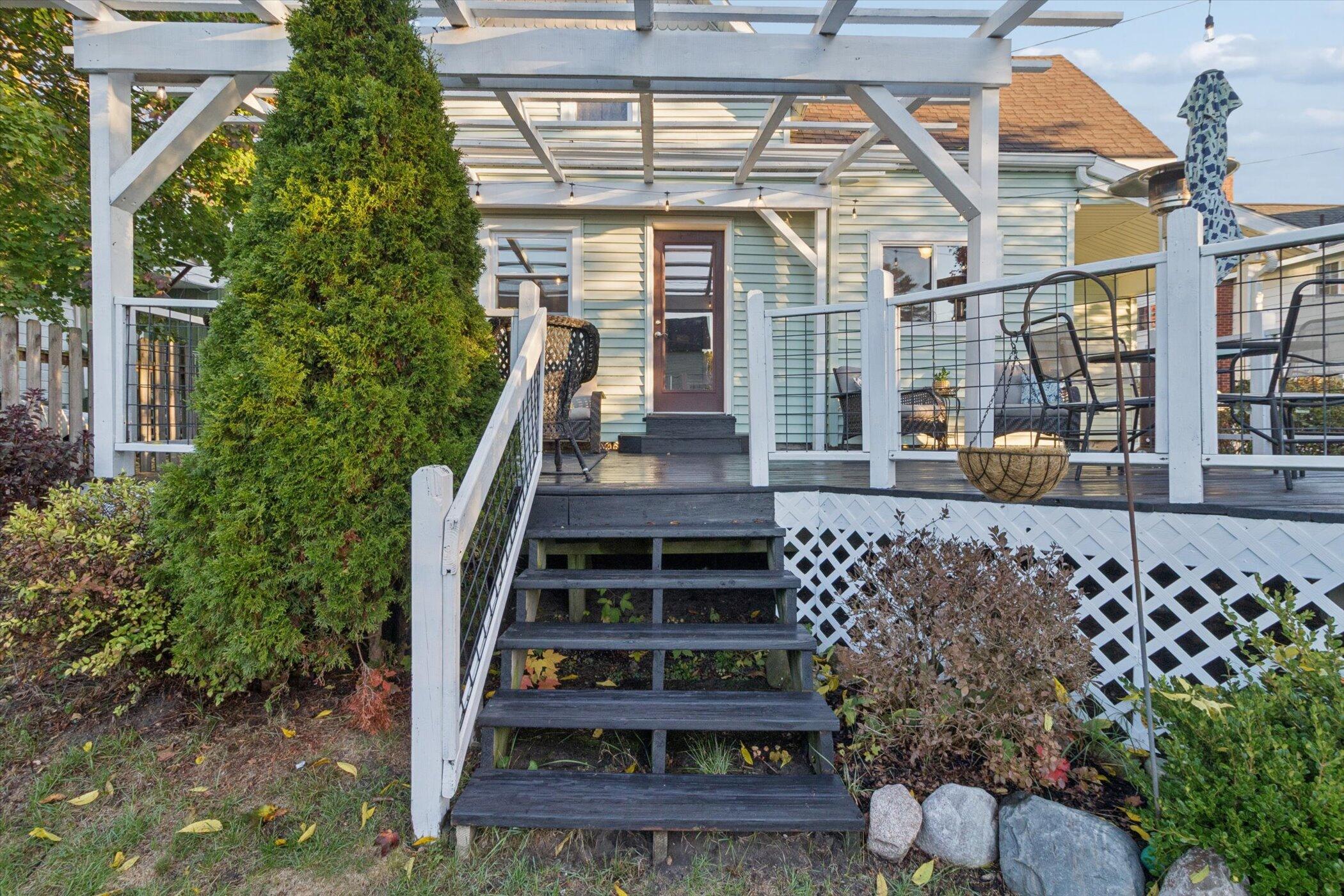 223 West Todd Avenue Reed City, MI 49677 - Photo 59 of 70 59-223-W-Todd-Ave-WindowStill