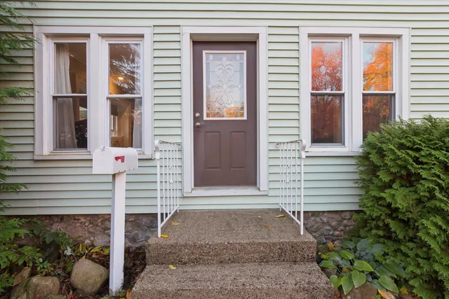 $199,900 | 223 West Todd Avenue, Reed City, MI 49677