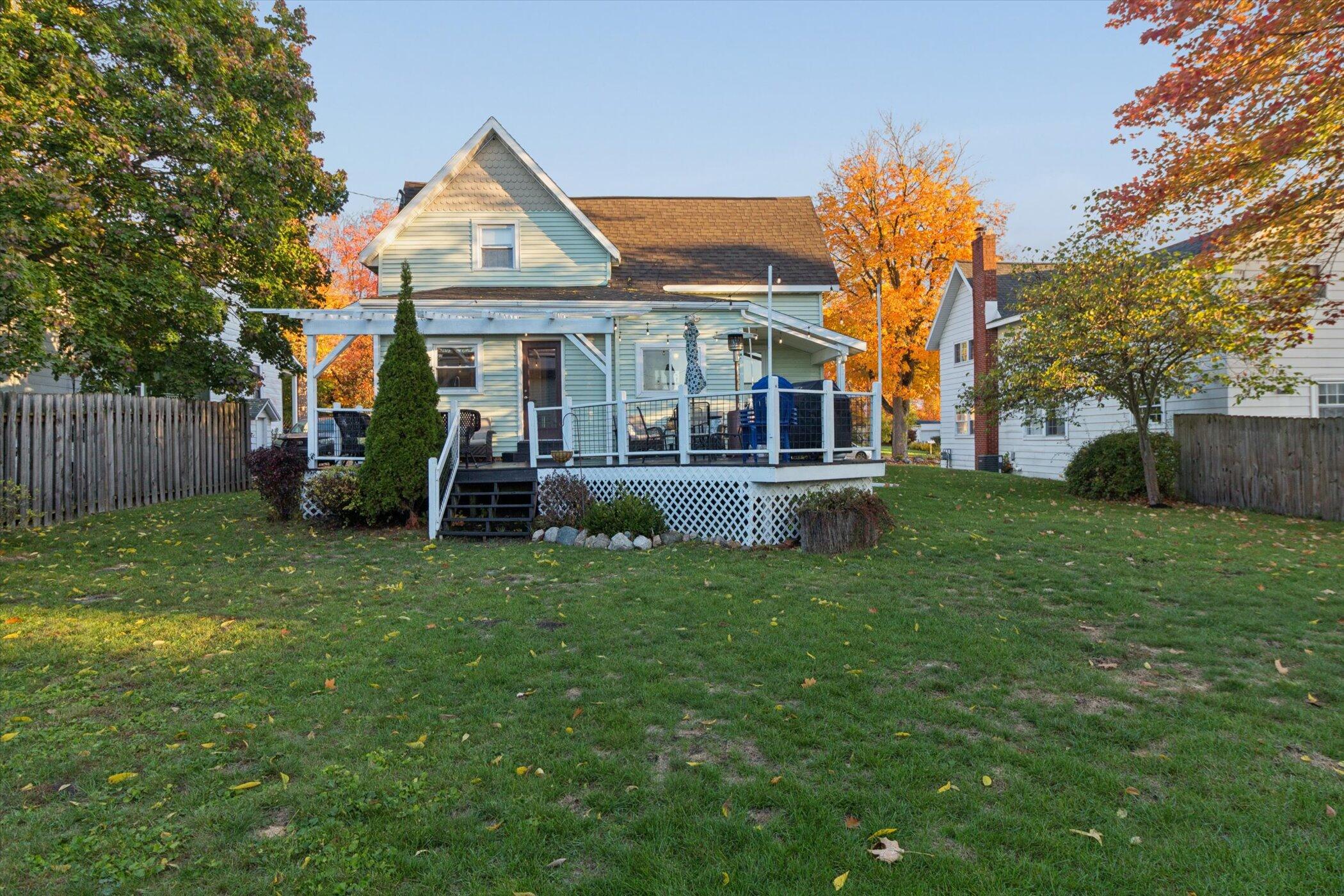 223 West Todd Avenue Reed City, MI 49677 - Photo 62 of 70 62-223-W-Todd-Ave-WindowStill