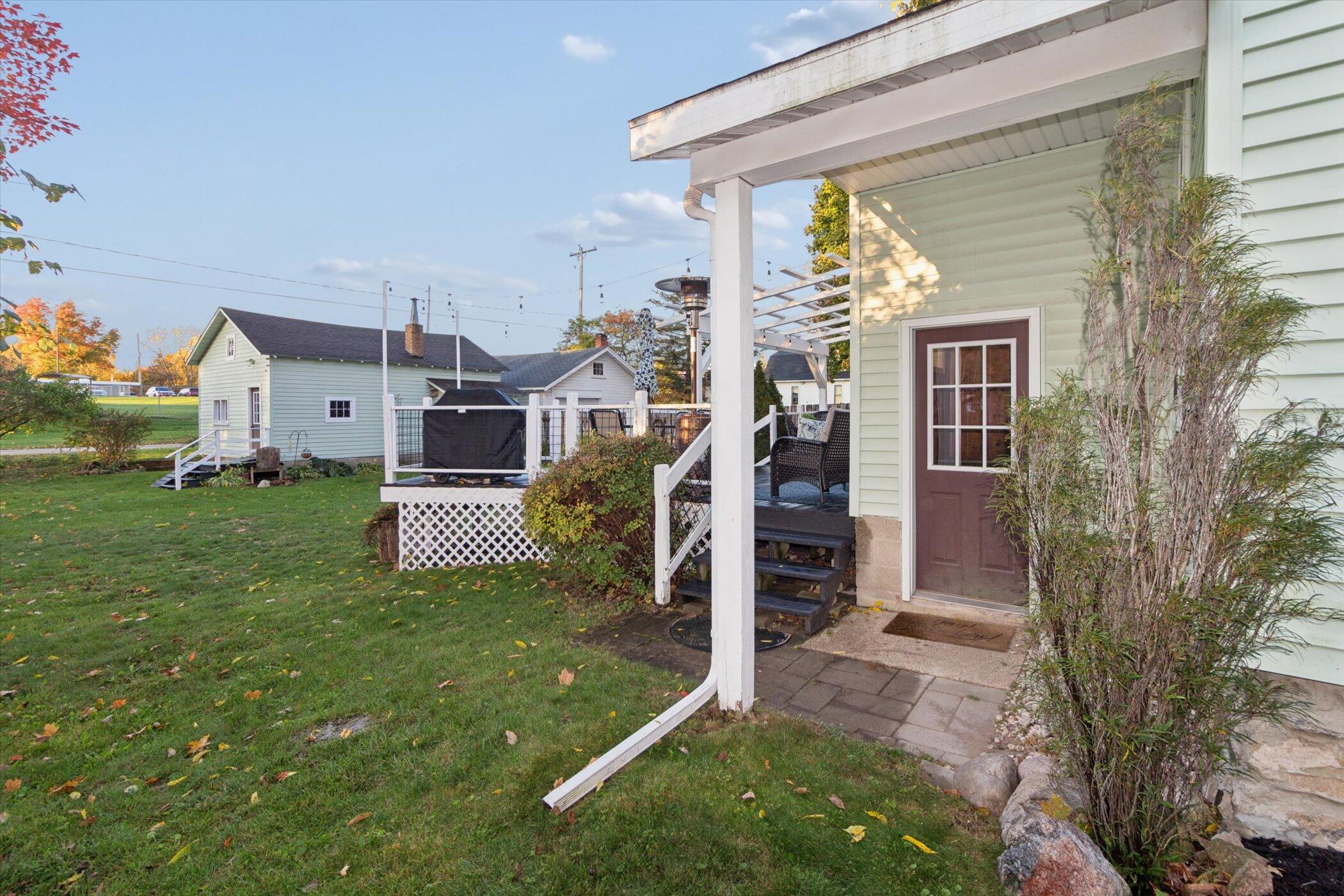 223 West Todd Avenue Reed City, MI 49677 - Photo 64 of 70 64-223-W-Todd-Ave-WindowStill