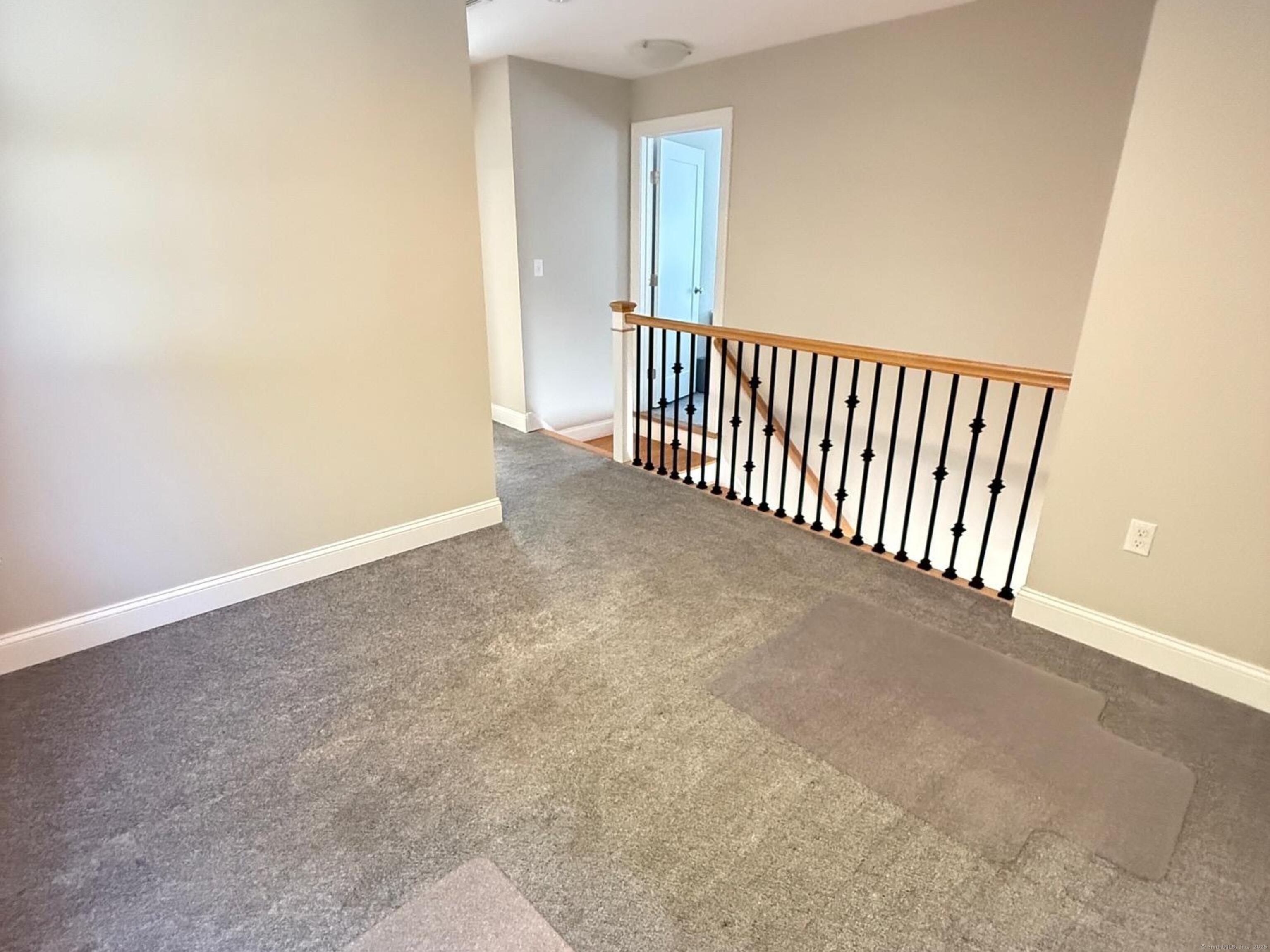 152 Hewitt Road Stonington, CT 06355 - Photo 26 of 34 a view of a hallway