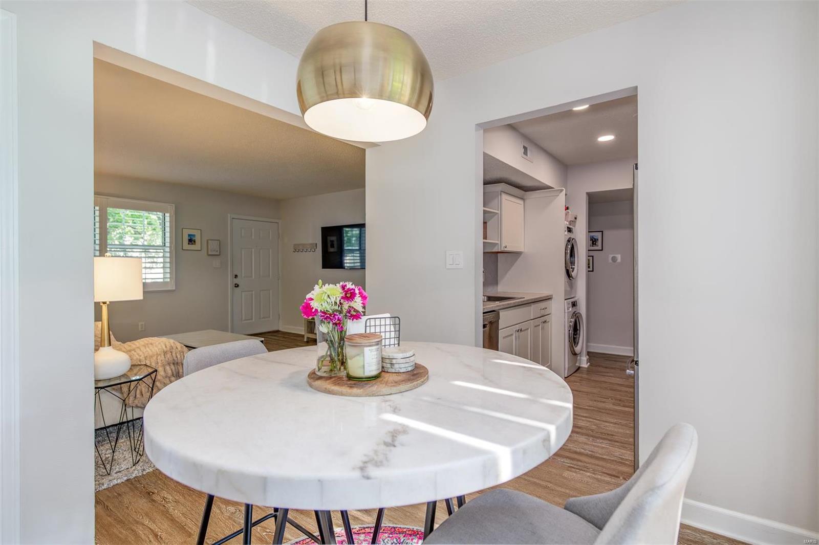 9138 Eager Road St. Louis, MO 63144 - Photo 7 of 23 Gallery Image 7