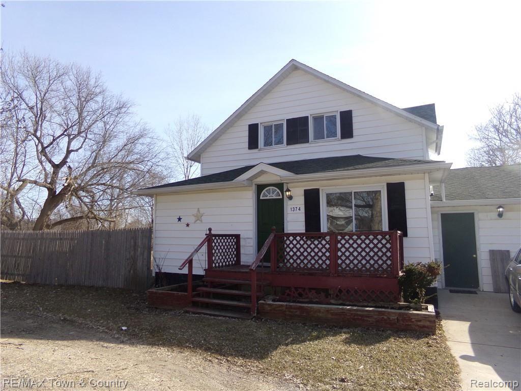 1374 North Seymour Road Flushing, MI 48433 - Photo 18 of 18 105_0816.JPG