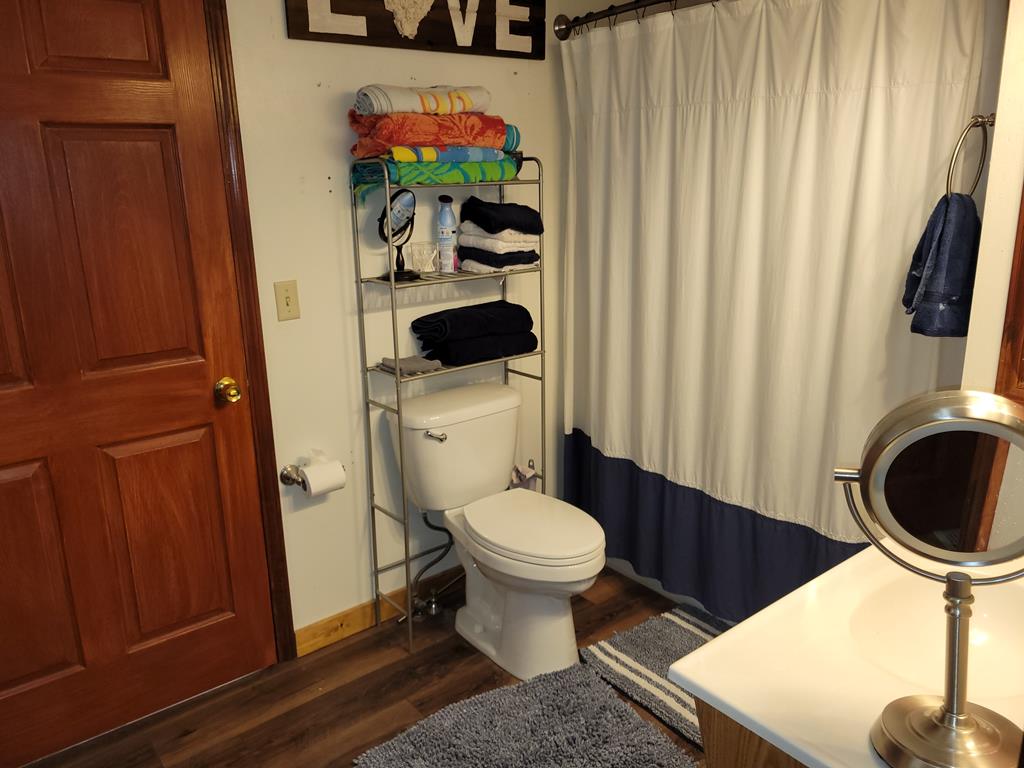 10125 Round Valley Road Cascade, ID 83611 - Photo 13 of 23
