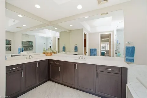 $1,675,000 | 1030 3rd Avenue South, Unit 517, Naples, FL 34102