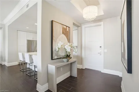 $1,675,000 | 1030 3rd Avenue South, Unit 517, Naples, FL 34102