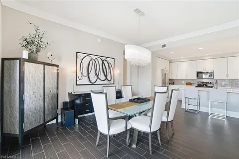 $1,675,000 | 1030 3rd Avenue South, Unit 517, Naples, FL 34102