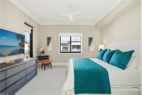 $1,675,000 | 1030 3rd Avenue South, Unit 517, Naples, FL 34102