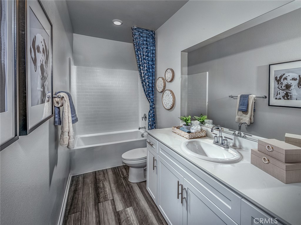 2093 Bergamot Street Redlands, CA 92374 - Photo 8 of 20 Photo is not of the actual home but is an inspirational photo of builder’s model home and may depict options, furnishings, and/or decorator features that are not included.