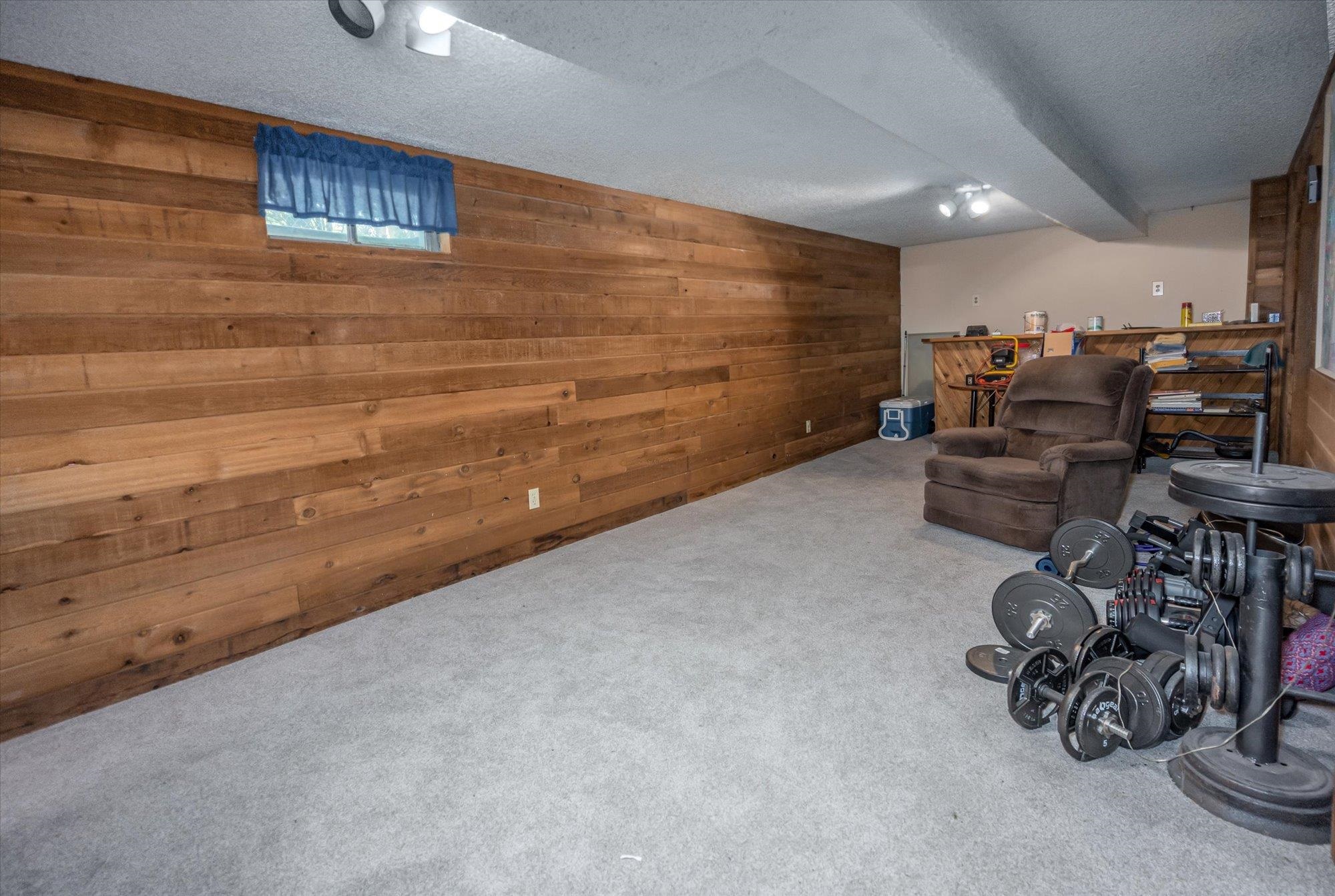 701 East Bismark Avenue Spokane, WA 99208 - Photo 17 of 19