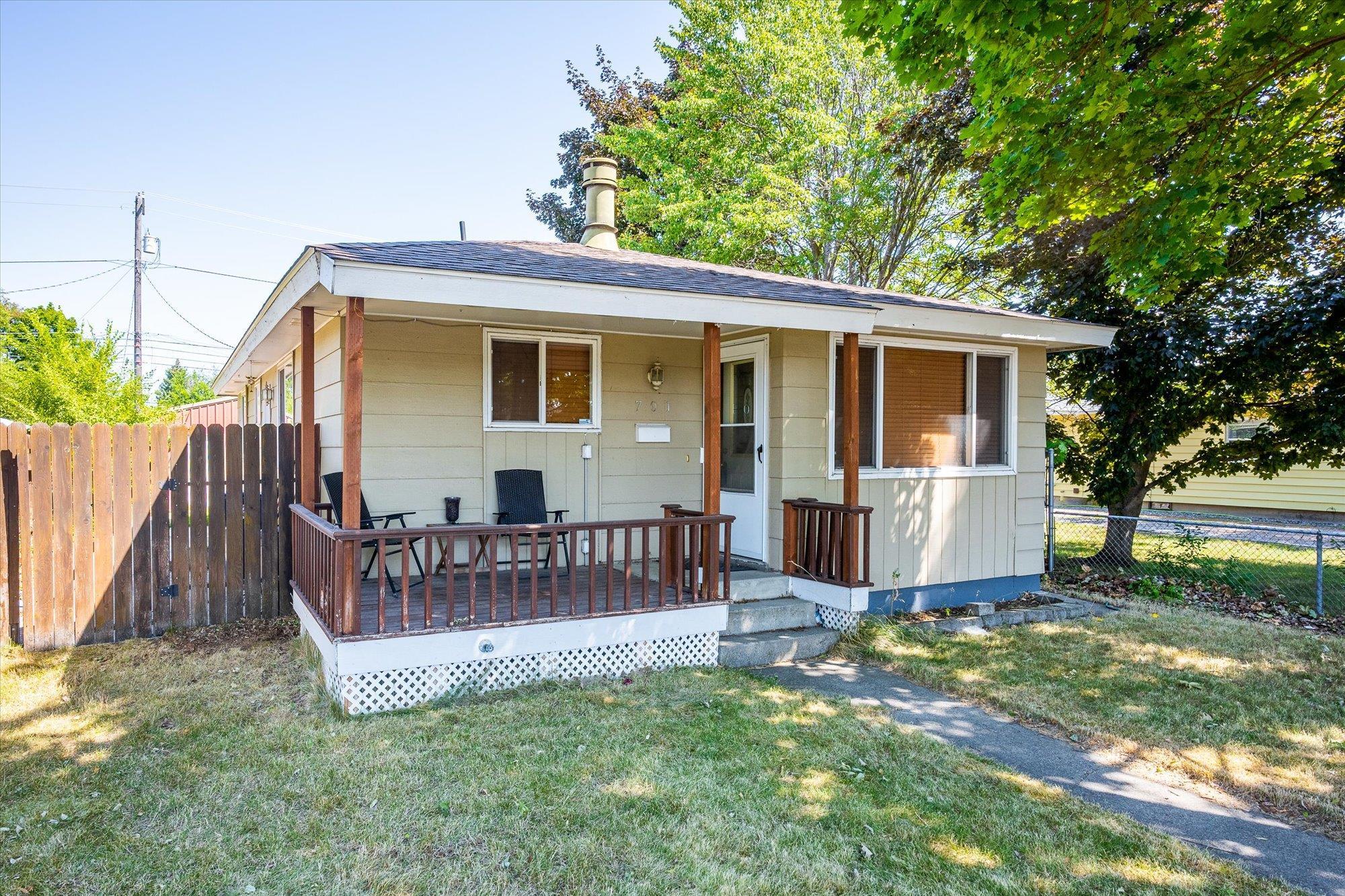 701 East Bismark Avenue Spokane, WA 99208 - Photo 2 of 19