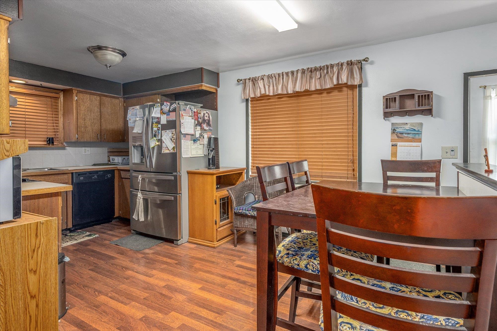 701 East Bismark Avenue Spokane, WA 99208 - Photo 8 of 19