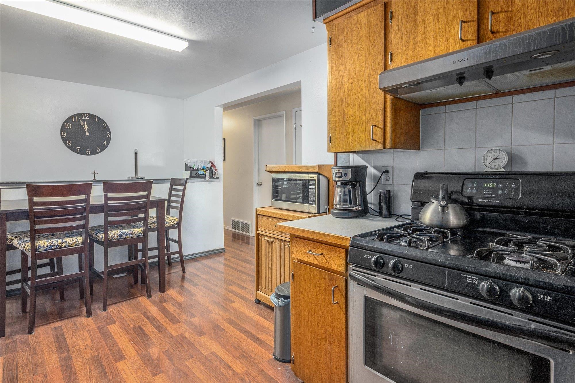 701 East Bismark Avenue Spokane, WA 99208 - Photo 10 of 19