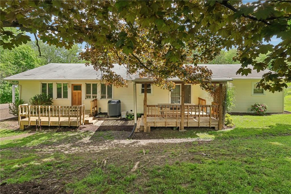 1317 Willowbrook Road New Castle, PA 16101 - Photo 5 of 40
