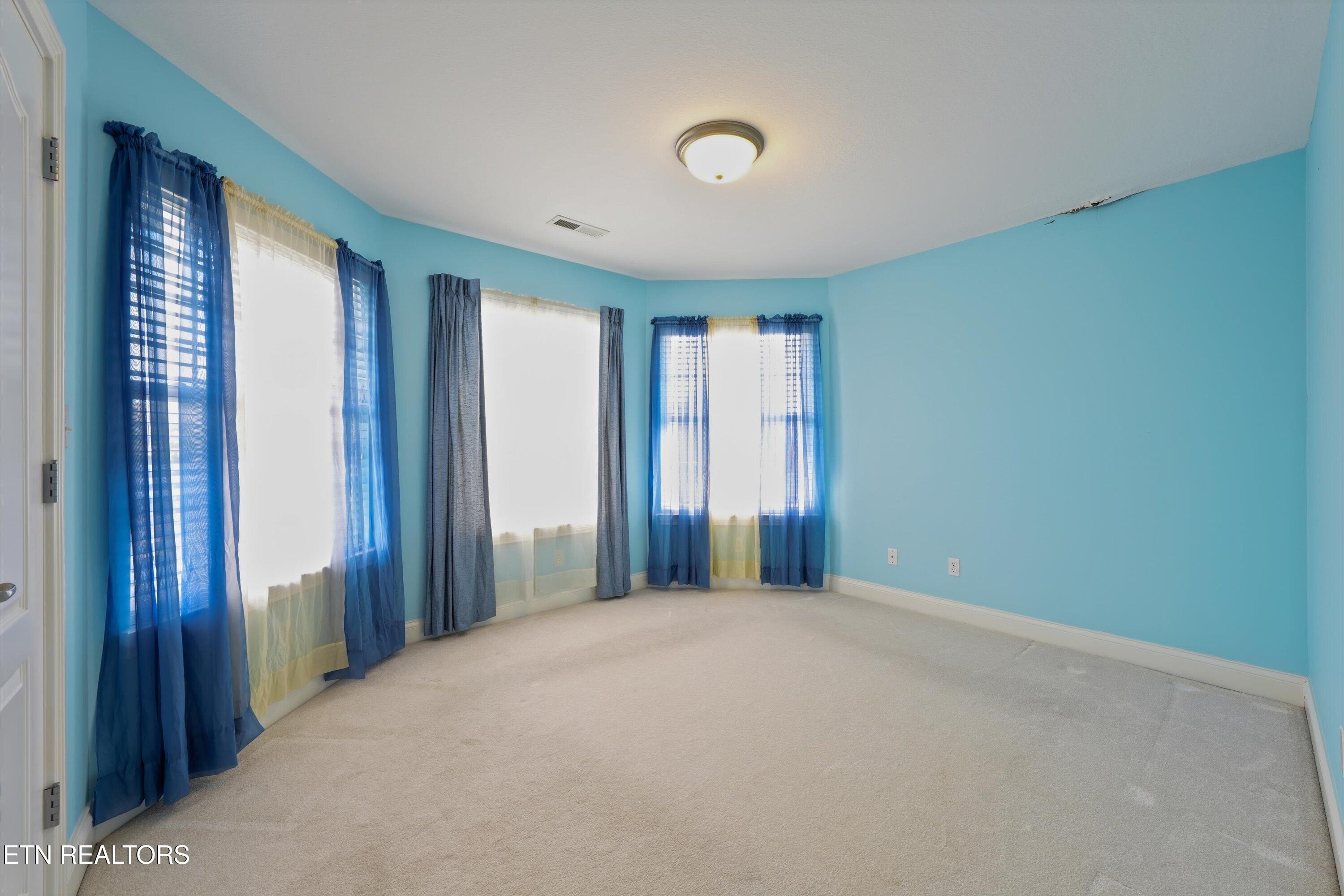 161 Liberty Court Oak Ridge, TN 37830 - Photo 27 of 45 Bedroom 3
