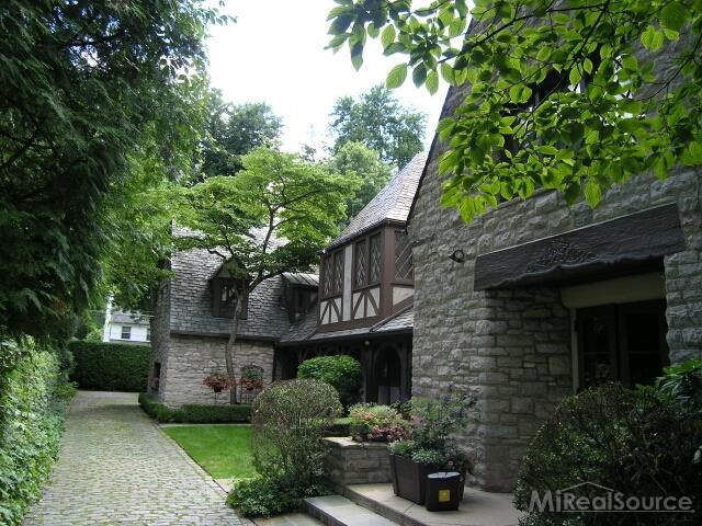 79 Cloverly Road Grosse Pointe Farms, MI 48236 - Photo 27 of 30