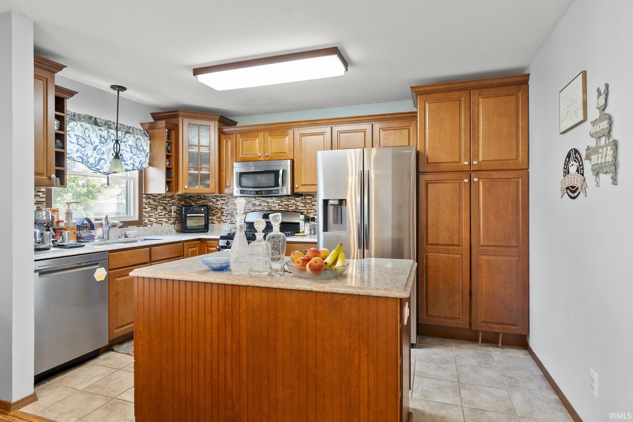 139 Evergreen Lane Decatur, IN 46733 - Photo 11 of 33 Gallery Image 11