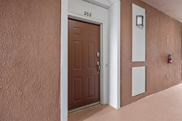 $1,500 | 1355 Venezia Court, Unit 202, Davenport, FL 33896