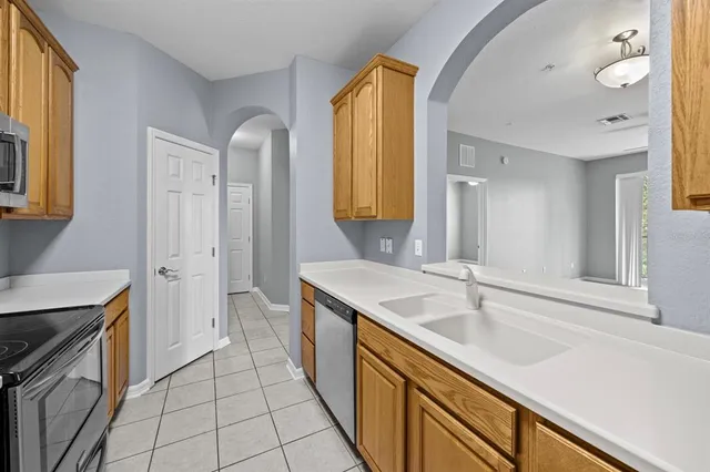 $1,500 | 1355 Venezia Court, Unit 202, Davenport, FL 33896