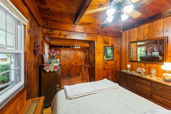 $699,000 | 17 Moorings Way, West Brookfield, MA 01585