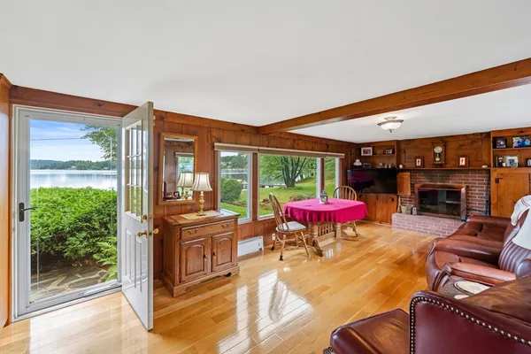 $699,000 | 17 Moorings Way, West Brookfield, MA 01585