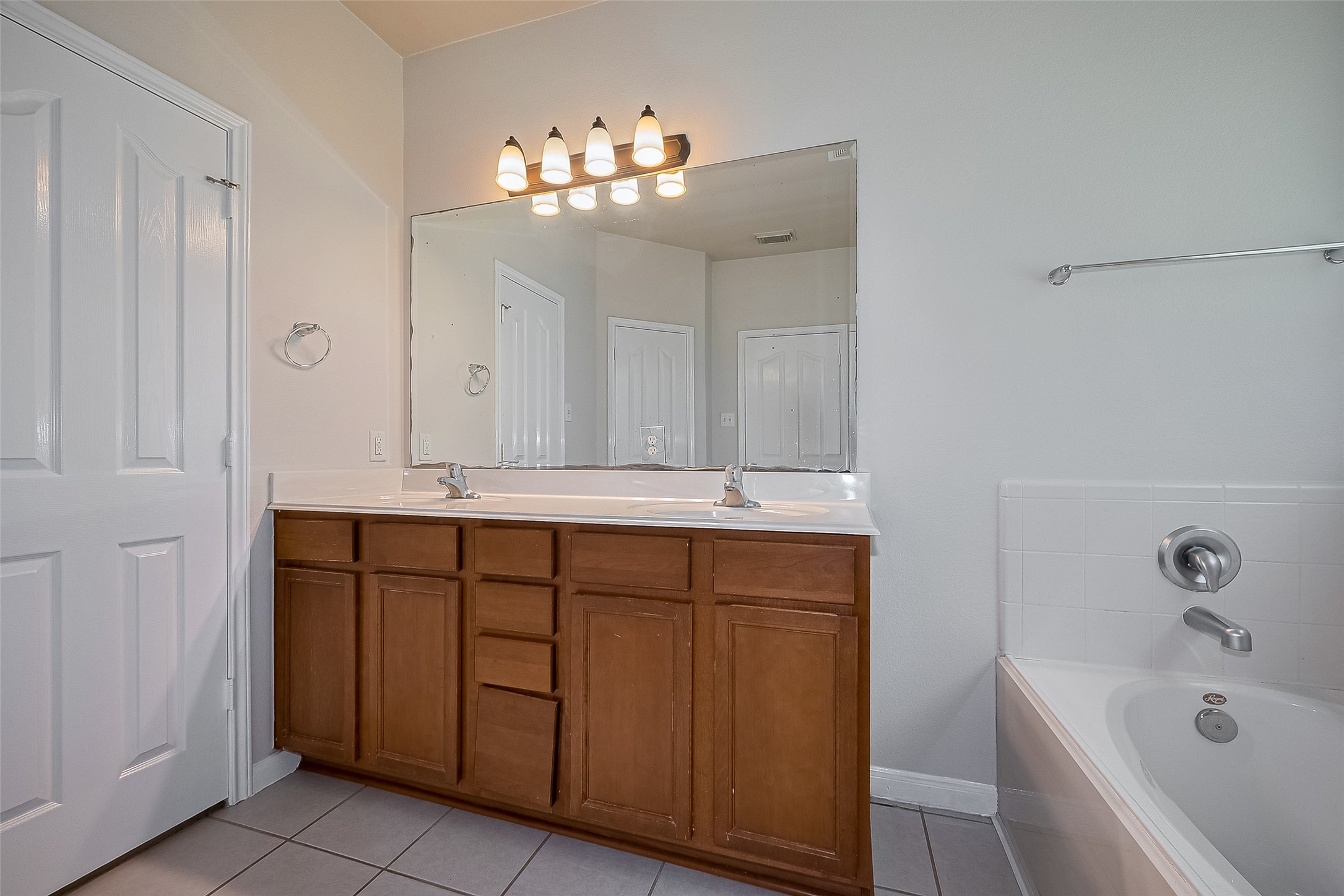 21406 Rioja Bluff Lane Katy, TX 77449 - Photo 32 of 41