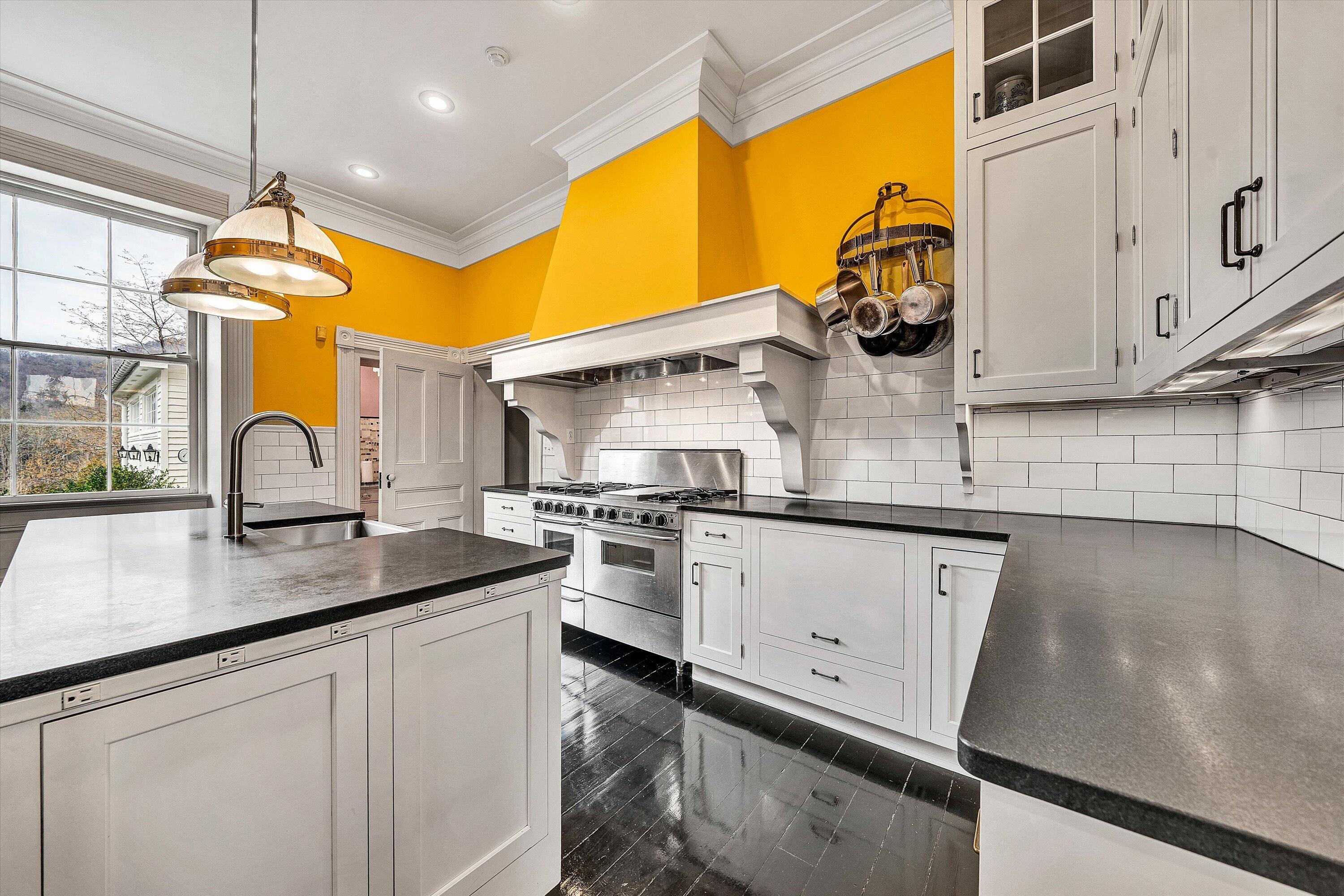 1066 Greyledge Road Buchanan, VA 24066 - Photo 29 of 121 024-SGP-00171