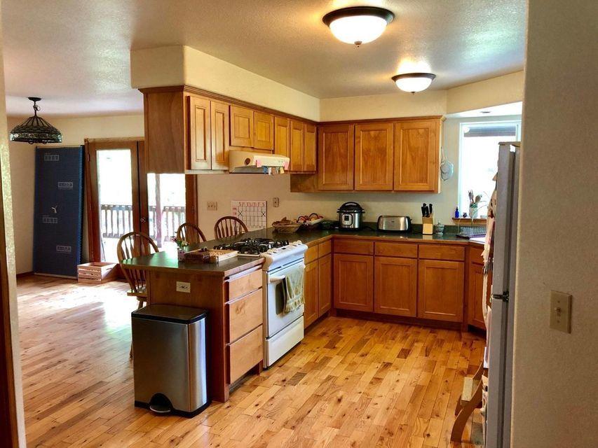2125 Kincaid Road Williams, OR 97544 - Photo 8 of 26 8