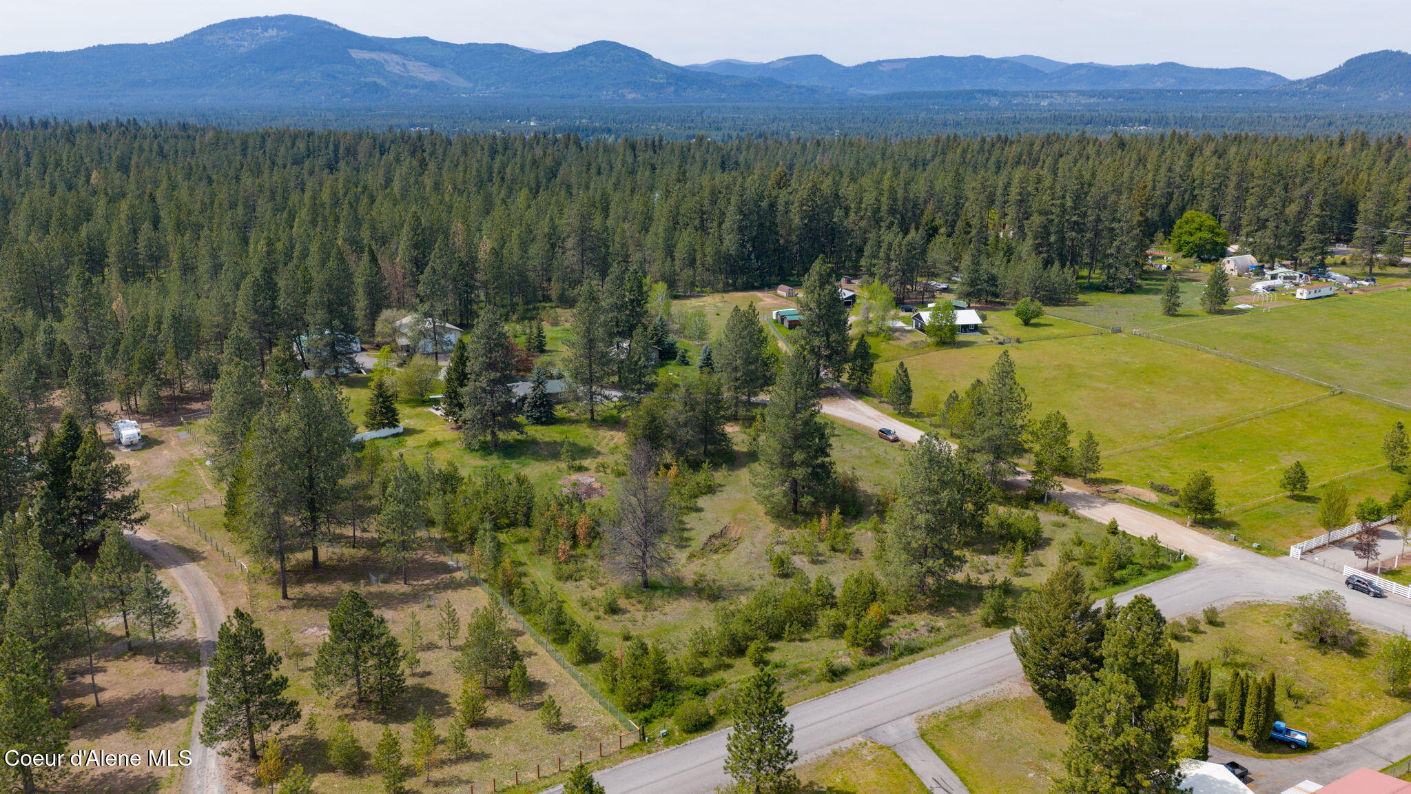 2087 East Glacier Road Hayden, ID 83835 - Photo 7 of 82 Ariel View