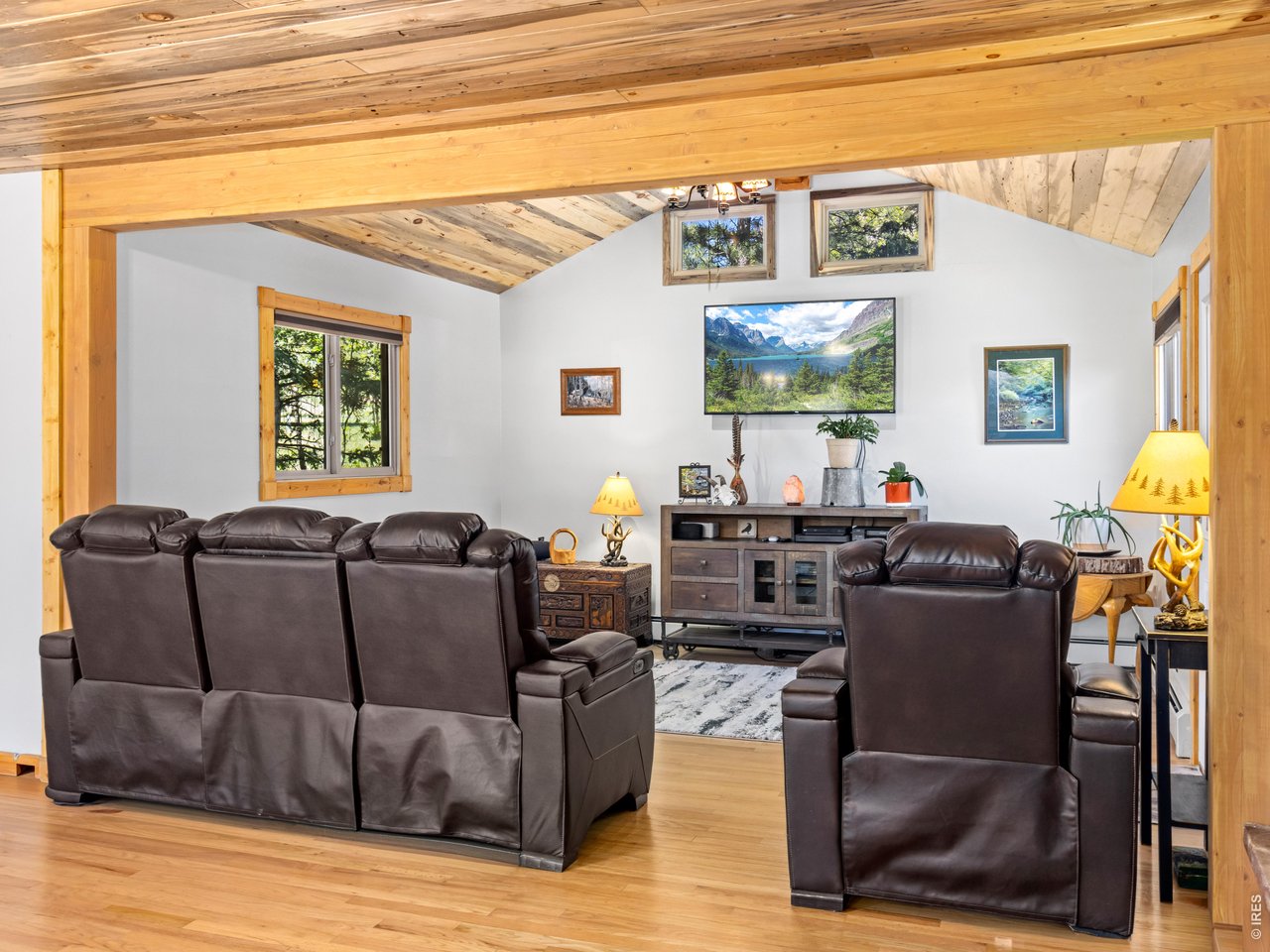 1817 Ranch Circle Estes Park, CO 80517 - Photo 6 of 36