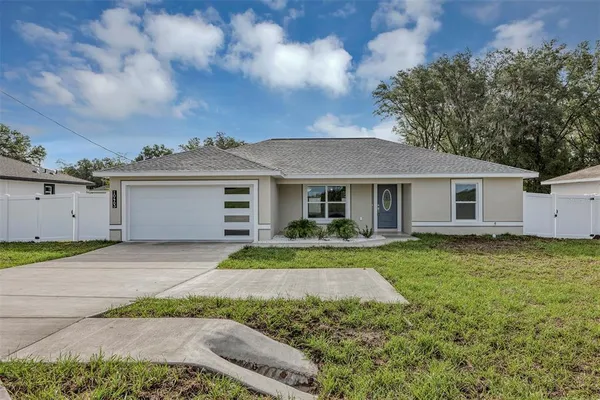 $276,900 | 10463 Southwest 140th Avenue, Dunnellon, FL 34432