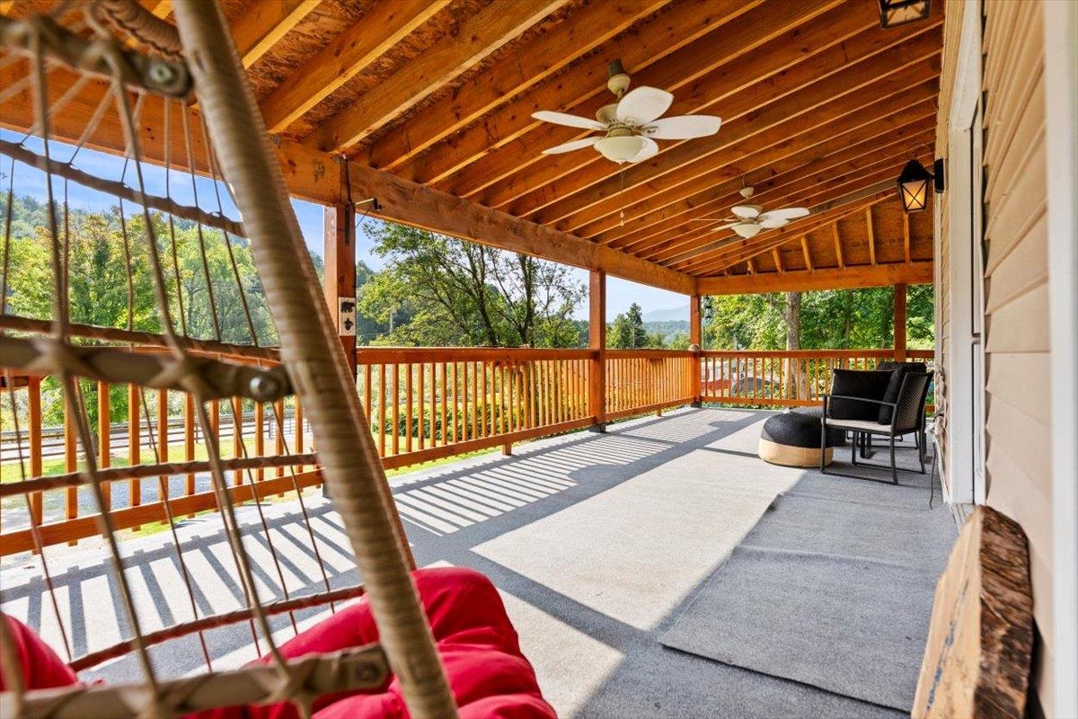 683 Water Street Bennington, VT 05257 - Photo 17 of 38