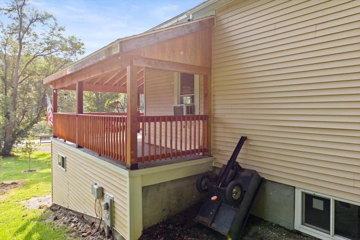 683 Water Street Bennington, VT 05257 - Photo 21 of 38